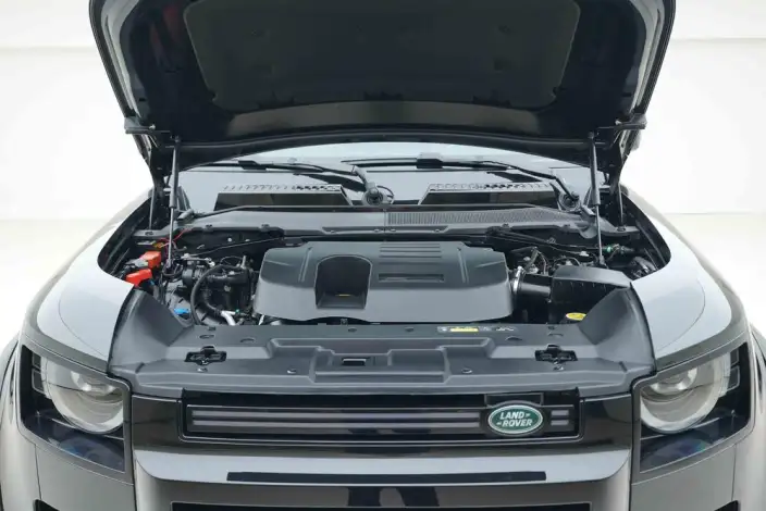 Land Rover Defender 2023 Model Facelift 110 P400 X-Dynamic HSE – фото 5