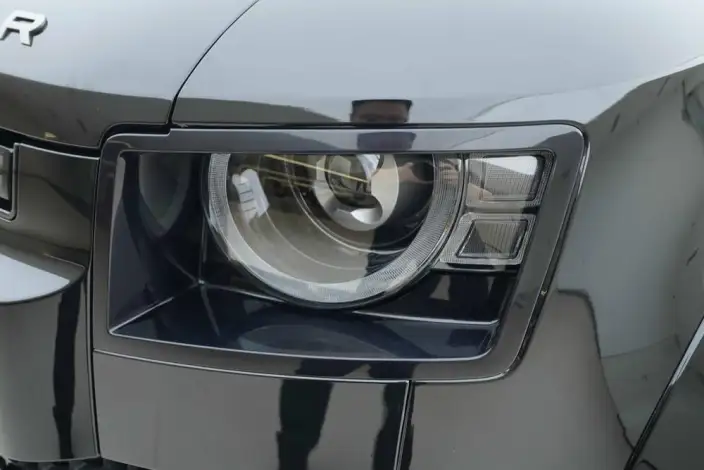Land Rover Defender 2023 Model Facelift 110 P400 X-Dynamic HSE – фото 6