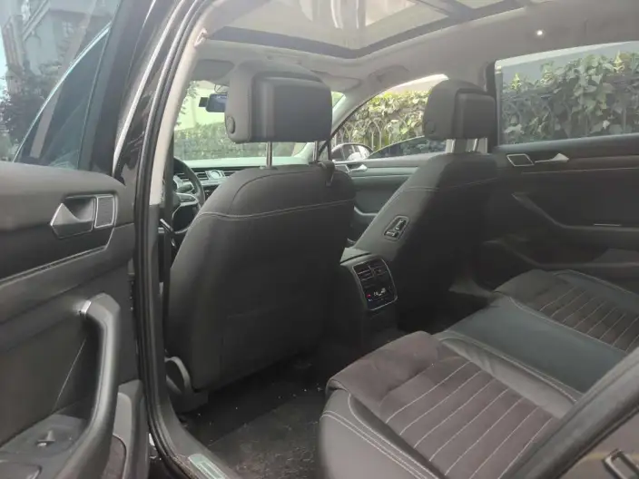 Volkswagen Magotan 2020 Model 330TSI DSG Luxury Model – фото 9