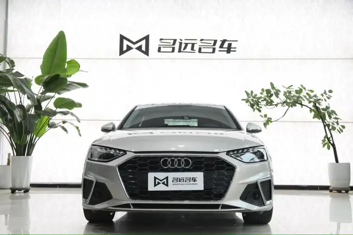 Audi A4 L 2022 Model 40 TFSI Fashion Dynamic Model – фото 2