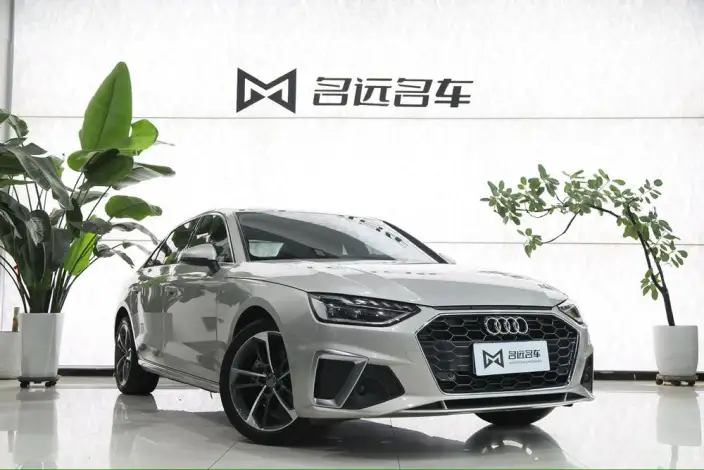 Audi A4 L 2022 Model 40 TFSI Fashion Dynamic Model – фото 3