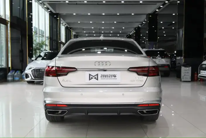Audi A4 L 2022 Model 40 TFSI Fashion Dynamic Model – фото 5
