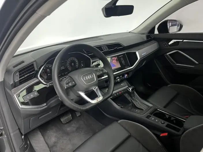 AUDI Q3 Sportback 2023 Model Facelift 40 TFSI Fashion Model – фото 10