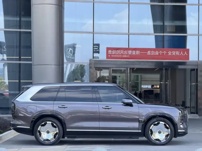 ZEEKR 9X 2025 Model Hyper Edition 70kWh VI seat – фото 5