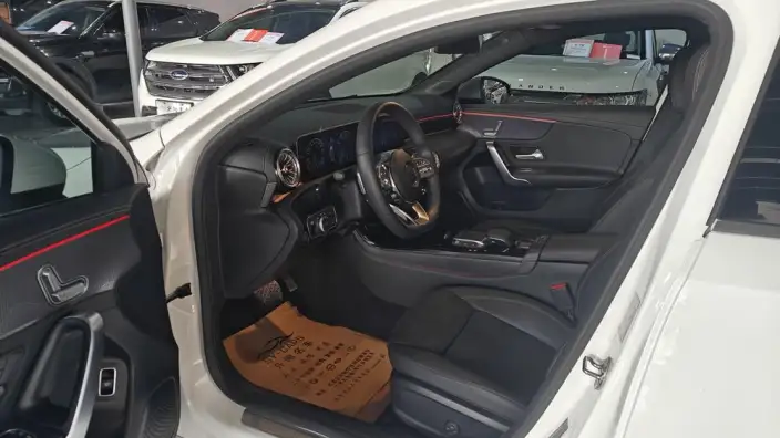 Mercedes-Benz A-class 2020 Model Facelift A 200 L Sports sedan Fashion Model – фото 10