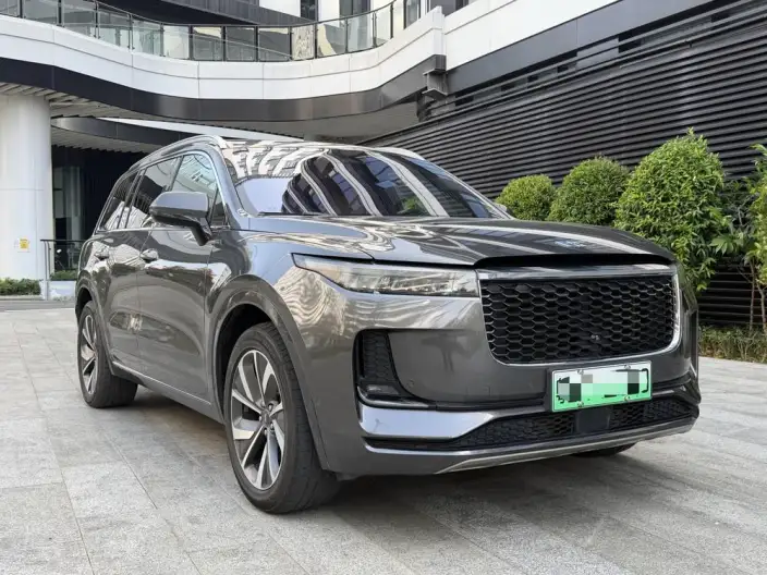 Li Auto ONE 2021 Model Extended Range 6 seat Edition – фото 3