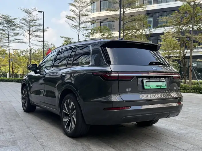 Li Auto ONE 2021 Model Extended Range 6 seat Edition – фото 4