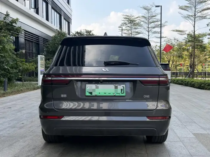Li Auto ONE 2021 Model Extended Range 6 seat Edition – фото 5