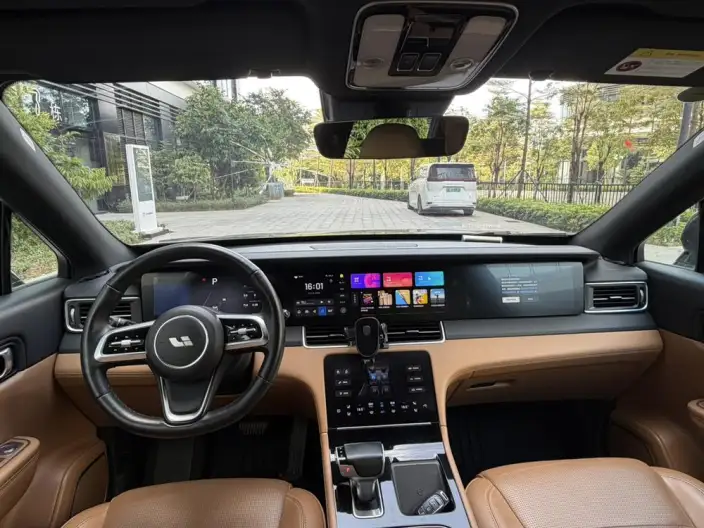 Li Auto ONE 2021 Model Extended Range 6 seat Edition – фото 7