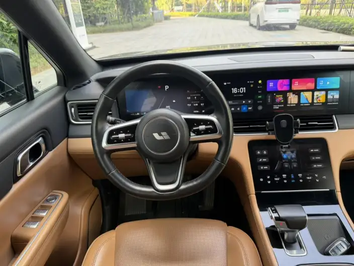 Li Auto ONE 2021 Model Extended Range 6 seat Edition – фото 8
