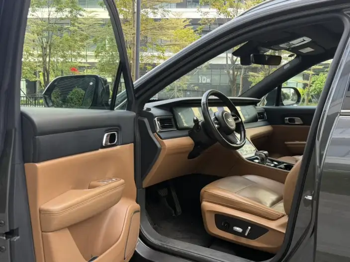 Li Auto ONE 2021 Model Extended Range 6 seat Edition – фото 9