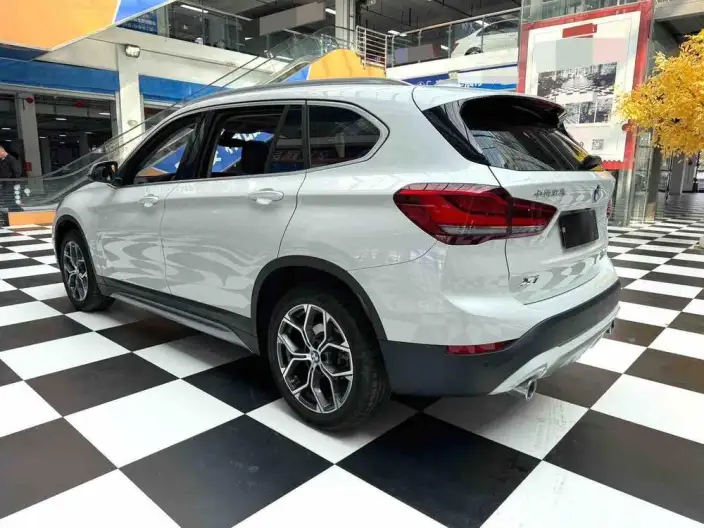 BMW X1 2022 Model sDrive20Li Fashion Model – фото 4