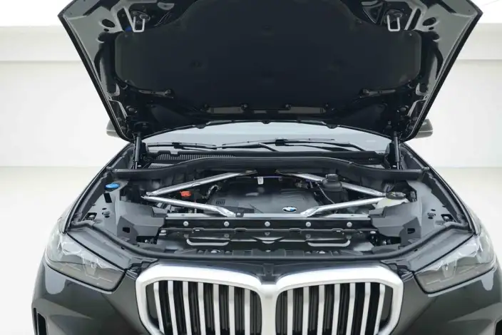 BMW X5 2025 Model xDrive30Li Exclusive Model M Sports Night Set – фото 6