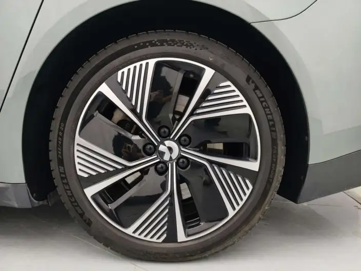 NIO ET7 2021 Model 100kWh First Edition Edition – фото 7