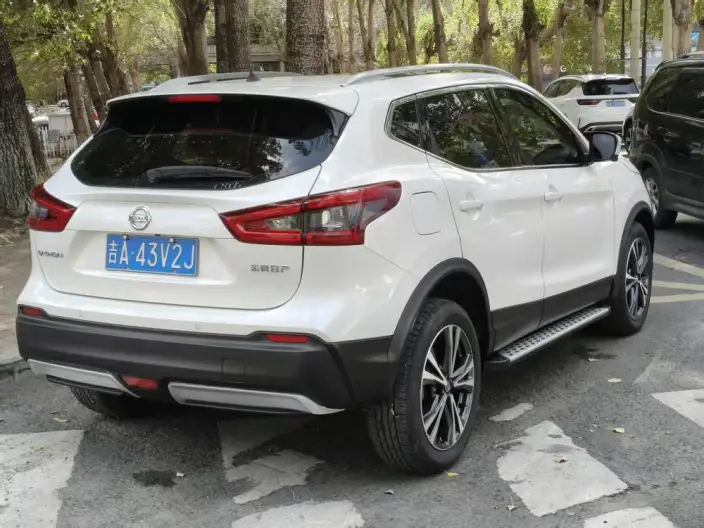 Nissan Qashqai 2022 Model 2.0L XV Prem. Deluxe Edition – фото 6