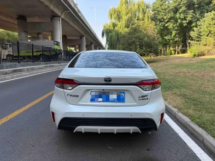 Toyota Levin 2022 Model Hybrid 1.8H E-CVT Sports Edition – фото 5