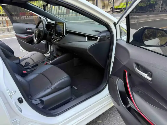 Toyota Levin 2022 Model Hybrid 1.8H E-CVT Sports Edition – фото 6