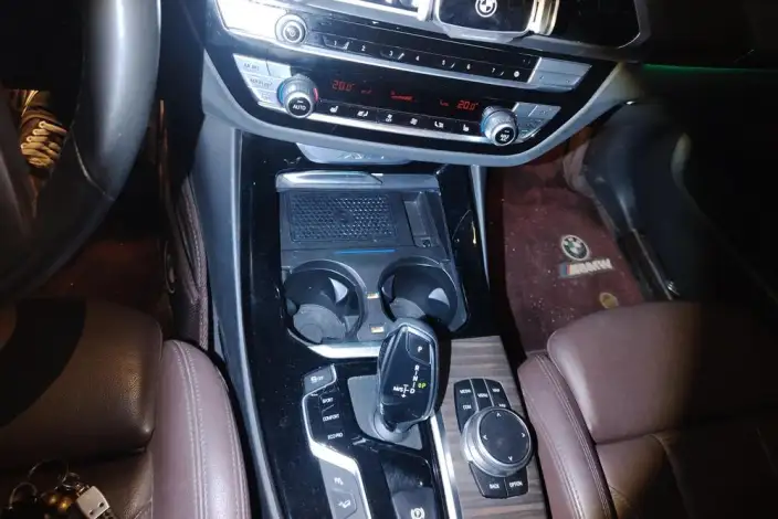 BMW X3 2020 Model xDrive28i Luxury Set – фото 9