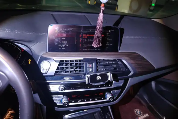 BMW X3 2020 Model xDrive28i Luxury Set – фото 10