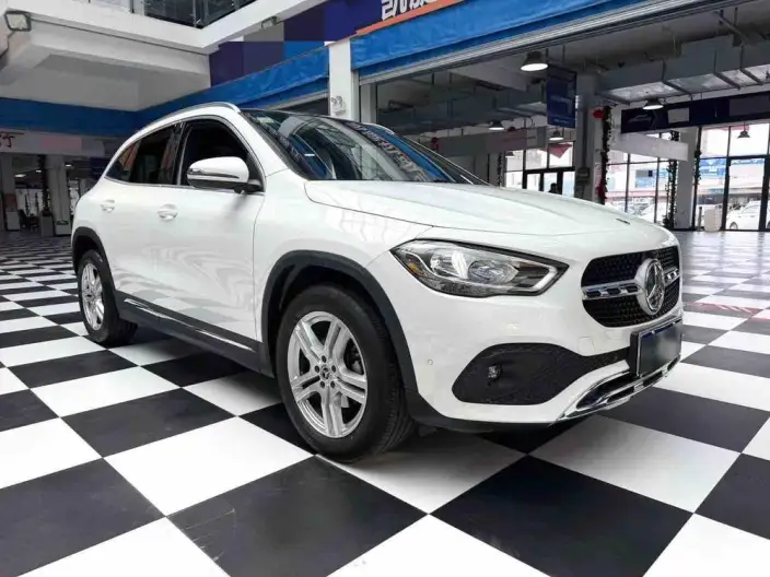 Mercedes-Benz GLA 2020 Model GLA 180 – фото 3