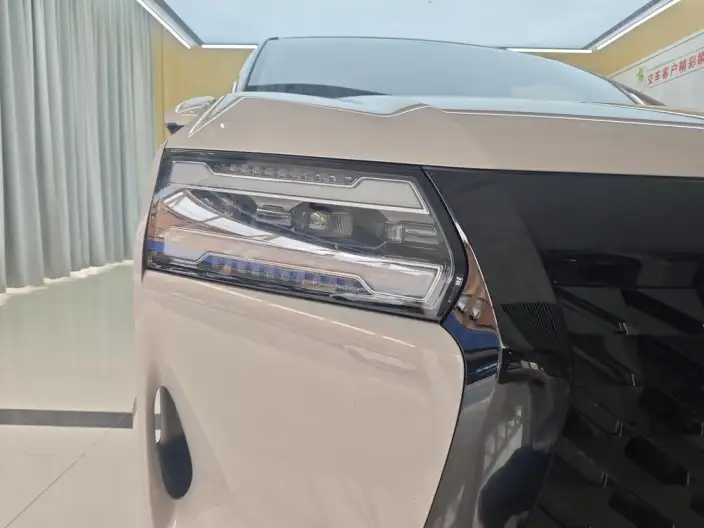 Xingguang 730 PHEV 2025 Model 125km Luxury Model – фото 7