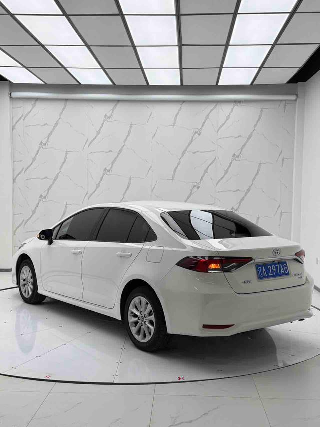 Toyota Corolla Модель 2021 года 1.2T S-CVT Sports Edition – фото 3
