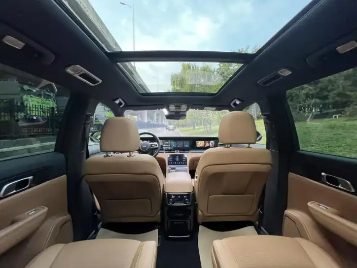 Li Auto ONE 2021 Model Extended Range 6 seat Edition – фото 7