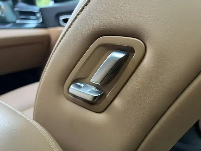 Li Auto ONE 2021 Model Extended Range 6 seat Edition – фото 8