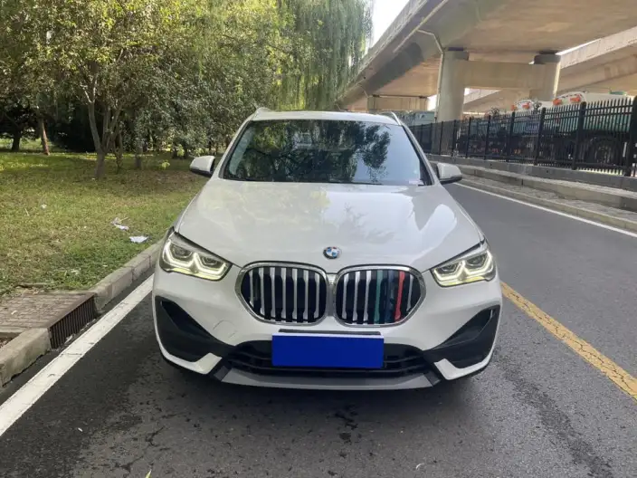 BMW X1 2021 Model sDrive25Li Leading Model – фото 2
