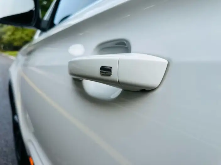 Roewe RX3 2021 Model PRO 1.6L Manual Flagship Model – фото 7