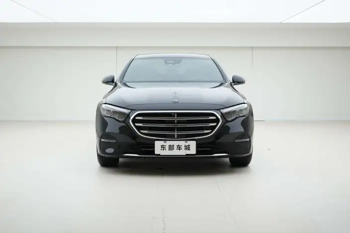 Mercedes-Benz E-Class 2025 Model E 260 L 4MATIC sedan – фото 2