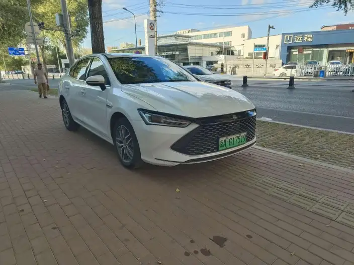 BYD Qin PLUS DM 2023 Model DM-i Champion Edition 120KM Leading Model – фото 3