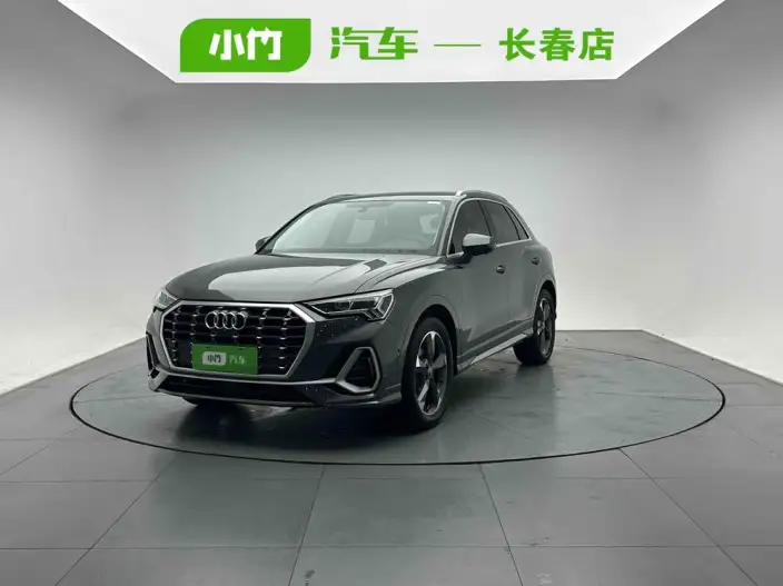 AUDI Q3 2022 Model 35 TFSI Fashion Dynamic Model – фото 1