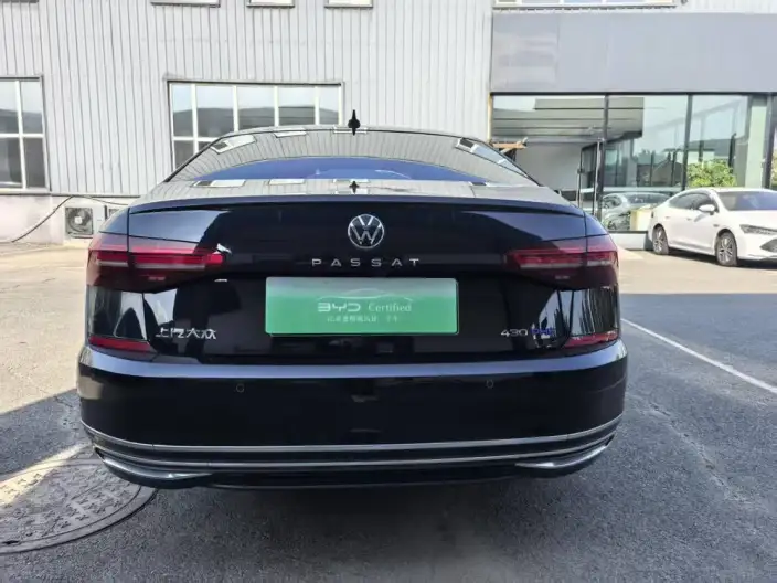 Volkswagen Passat PHEV 2022 Model 430PHEV Hybrid Business Edition – фото 5