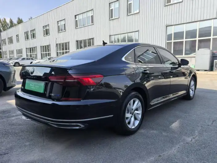 Volkswagen Passat PHEV 2022 Model 430PHEV Hybrid Business Edition – фото 6