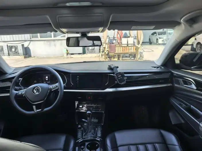 Volkswagen Passat PHEV 2022 Model 430PHEV Hybrid Business Edition – фото 7