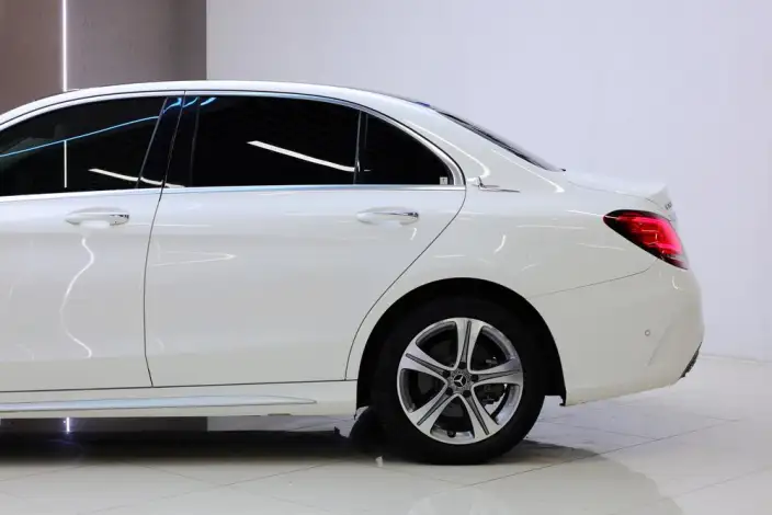 Mercedes-Benz C-Class 2021 Model C 260 L Sports Edition – фото 10