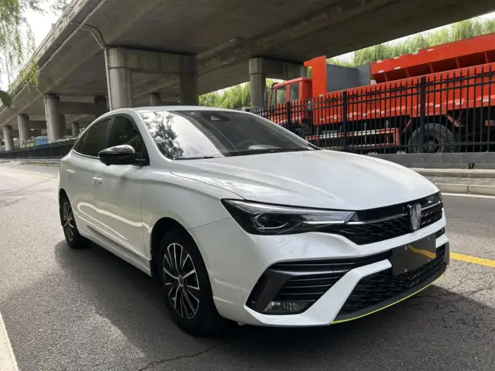 Roewe i5 2021 Model 1.5L CVT Star Glory Edition – фото 3