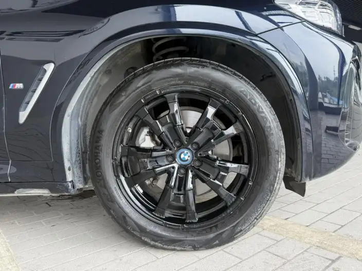 BMW iX3 2023 Model Leading Model – фото 6