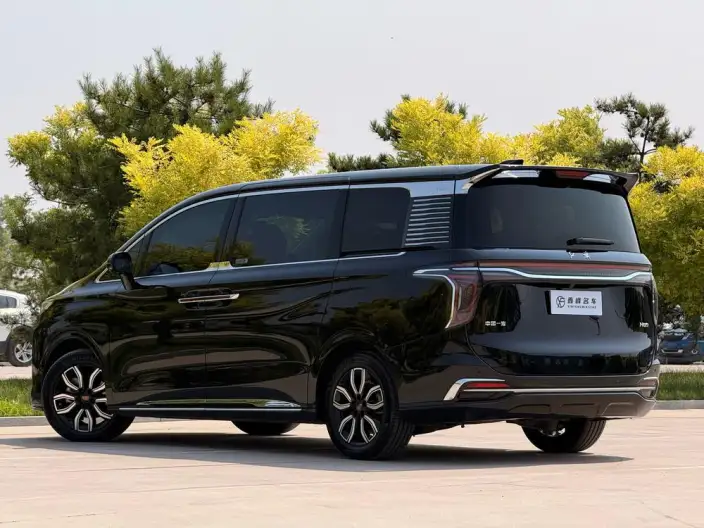 HONGQI HQ9 2022 Model Flag Lead Edition – фото 4