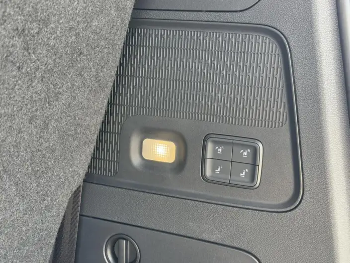 HONGQI HQ9 2022 Model Flag Lead Edition – фото 7