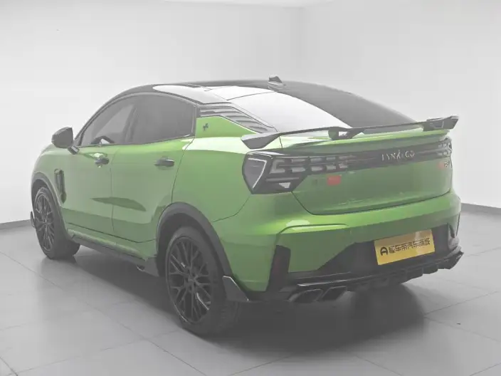 Lynk & Co 05 2021 Model 05+ 2.0TD Performance Package Edition – фото 5