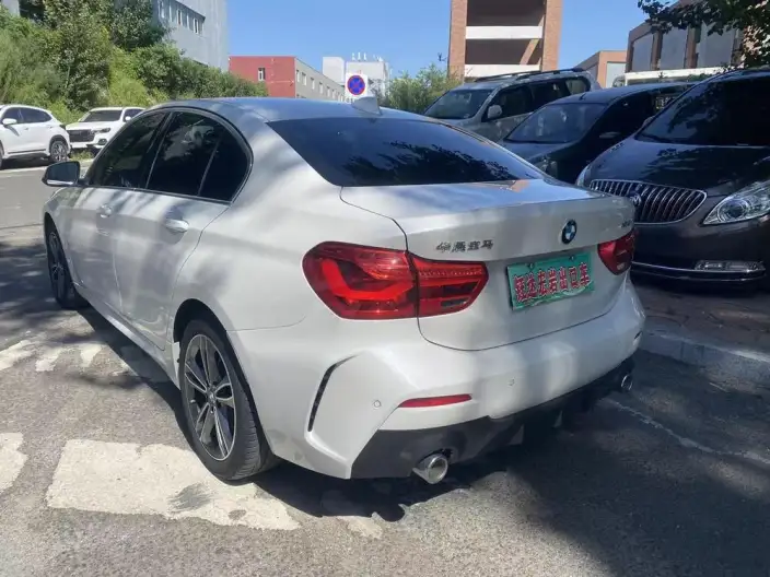 BMW 1 Series 2021 Model Facelift 120i M Sports Edition – фото 4