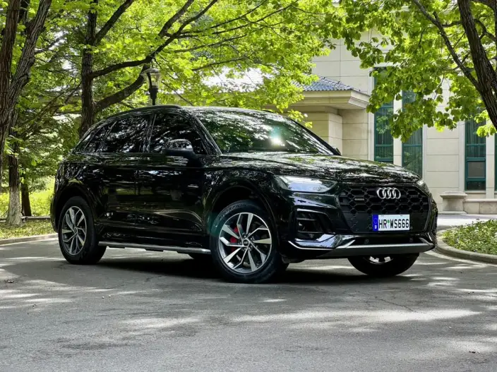 Audi Q5L 2025 Model 40TFSI Luxury Dynamic Model – фото 3