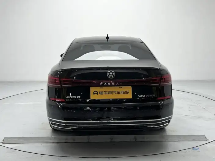 Volkswagen Passat PHEV 2022 Model 430PHEV Hybrid Deluxe Edition – фото 6