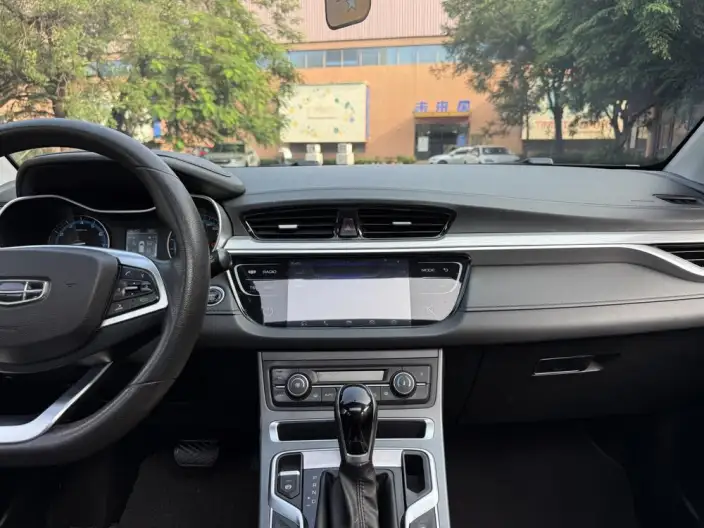 Geely Emgrand 2020 Model 1.5L CVT Luxury Model – фото 7