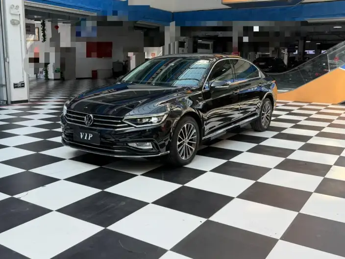 Volkswagen Magotan 2020 Model 330TSI DSG Luxury Model – фото 10