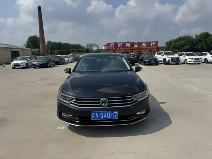Volkswagen Magotan 2020 Model 280TSI DSG Comfort Model – фото 2