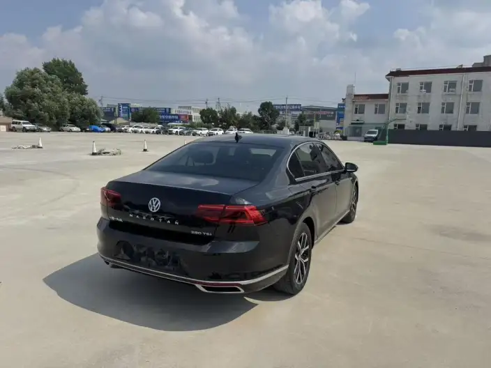 Volkswagen Magotan 2020 Model 280TSI DSG Comfort Model – фото 6