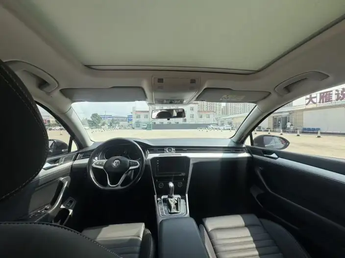 Volkswagen Magotan 2020 Model 280TSI DSG Comfort Model – фото 7